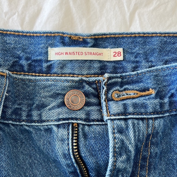 Levi’s Jeans - Picture 3 of 3